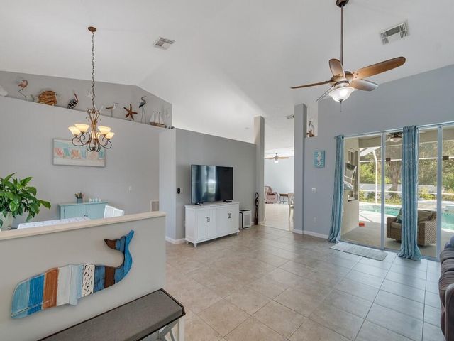 2101 SW Alloway Avenue, Port St. Lucie, FL 34953