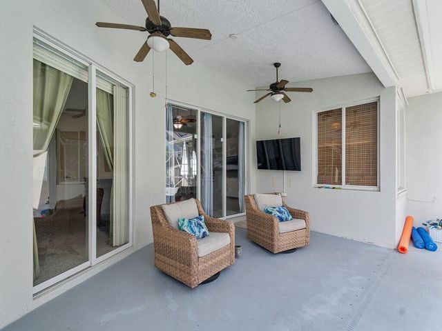 2101 SW Alloway Avenue, Port St. Lucie, FL 34953