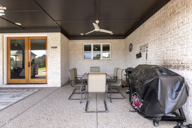 8209 Waterfall Way, Olive Branch, MS 38654