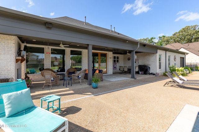 8209 Waterfall Way, Olive Branch, MS 38654