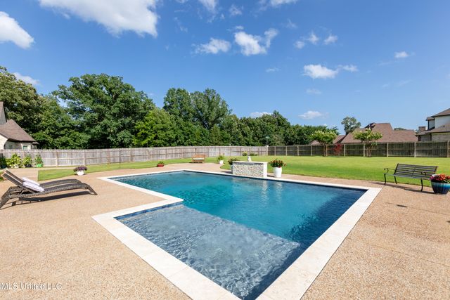 8209 Waterfall Way, Olive Branch, MS 38654