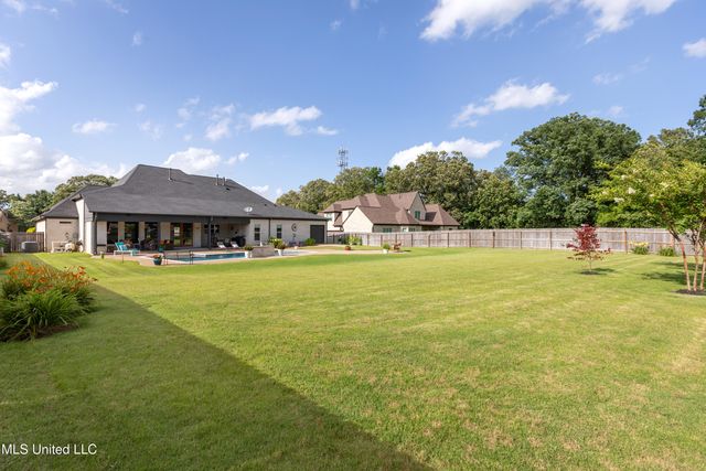 8209 Waterfall Way, Olive Branch, MS 38654