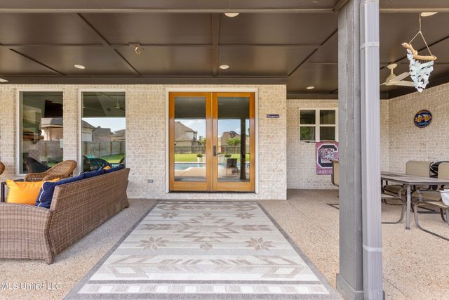 8209 Waterfall Way, Olive Branch, MS 38654