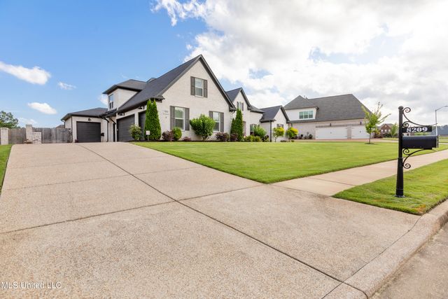 8209 Waterfall Way, Olive Branch, MS 38654