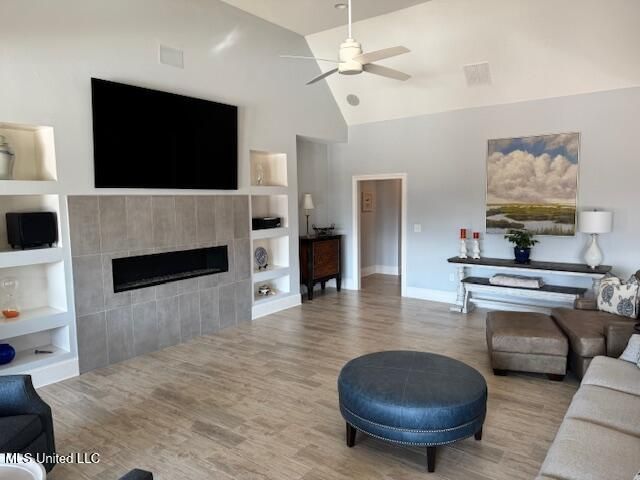 8209 Waterfall Way, Olive Branch, MS 38654