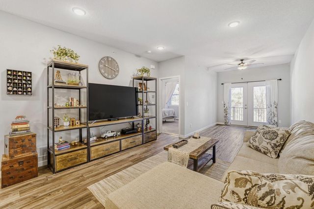 9105 Lexington Ave N B, Blaine, MN 55014