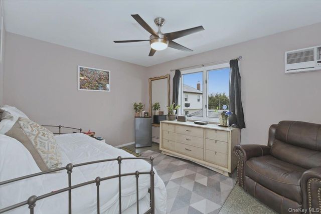 85 Spencer Avenue, Lynbrook, NY 11563