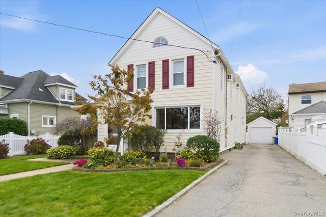 85 Spencer Avenue, Lynbrook, NY 11563