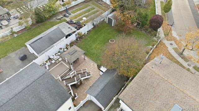 85 Spencer Avenue, Lynbrook, NY 11563