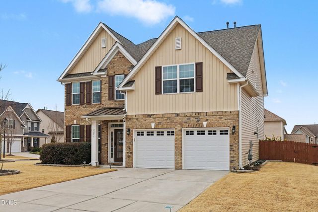 7471 Randshire Way, Raleigh, NC 27616