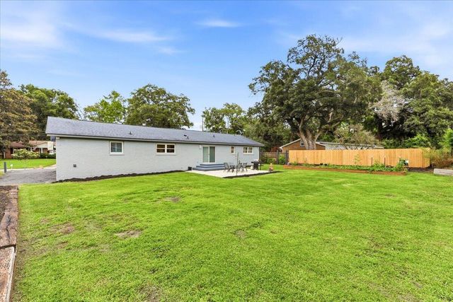 110 Van Buren Avenue, Ladson, SC 29456