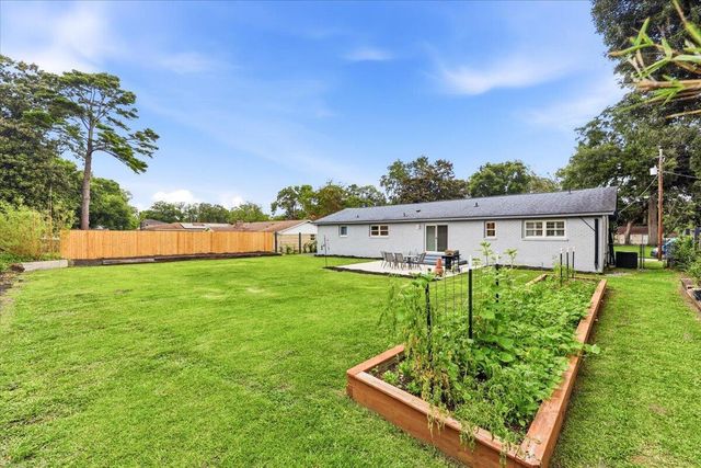 110 Van Buren Avenue, Ladson, SC 29456