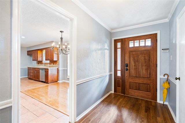 8921 Crosswind Drive, Fort Worth, TX 76179