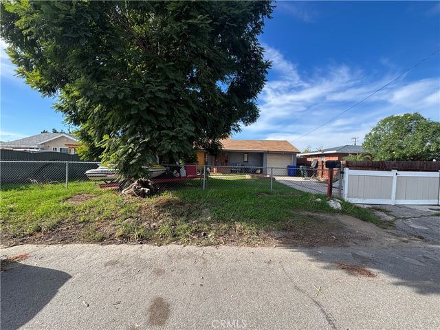 7474 Elmwood, San Bernardino, CA 92410