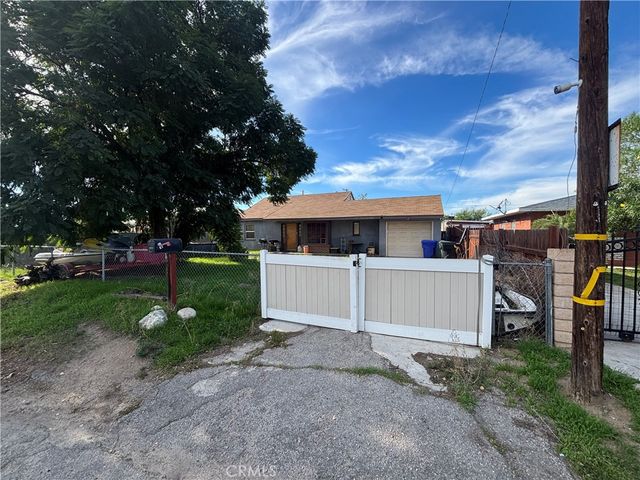 7474 Elmwood, San Bernardino, CA 92410