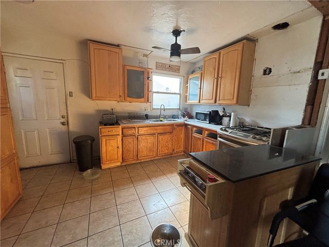 7474 Elmwood, San Bernardino, CA 92410