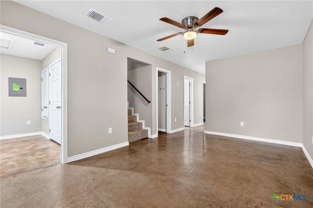 1015 N 10th Street, Killeen, TX 76541