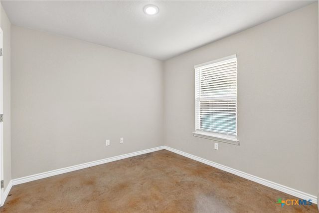 1015 N 10th Street, Killeen, TX 76541