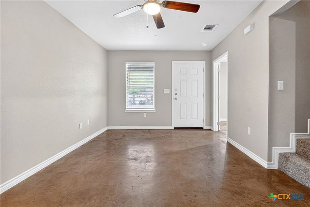 1015 N 10th Street, Killeen, TX 76541