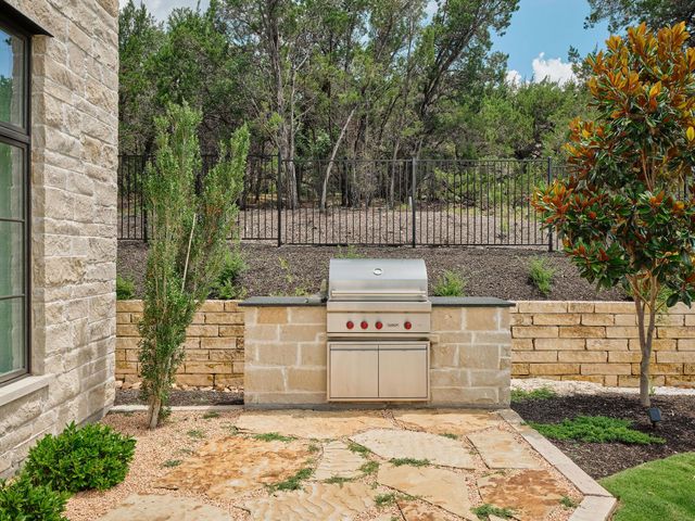 4320 Amarra DR, Austin, TX 78735