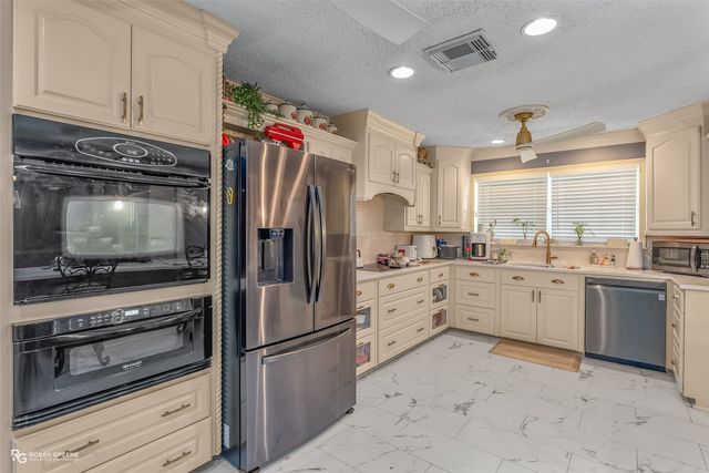 5960 Thornhill Avenue, Shreveport, LA 71106