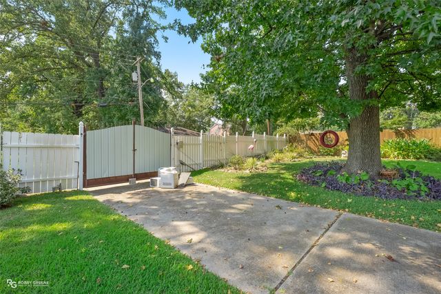 5960 Thornhill Avenue, Shreveport, LA 71106