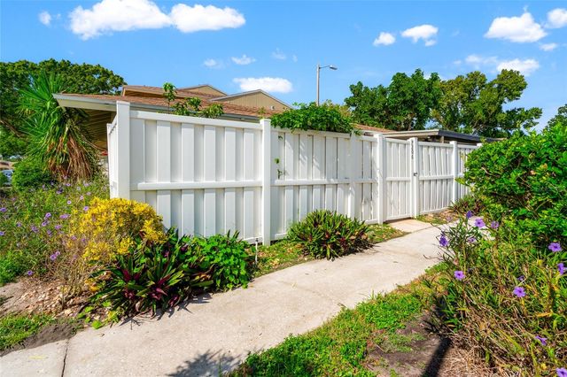 7206 SAN LUIS COURT, Tampa, FL 33634