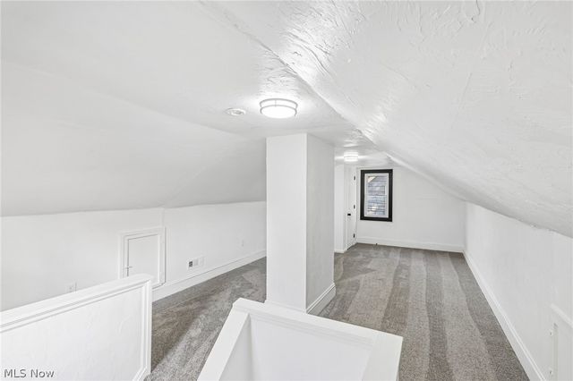 906 Keystone Drive, Cleveland Heights, OH 44121