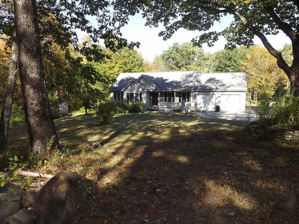 84 Gile Road, Franklin, NH 03235