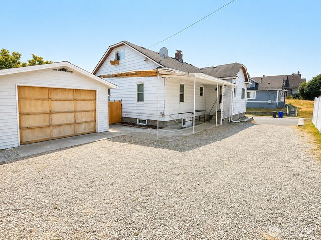 3528 Hoyt Avenue, Everett, WA 98201