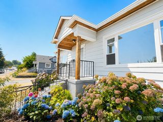 3528 Hoyt Avenue, Everett, WA 98201