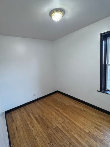 4251 W Haddon Avenue 1, Chicago, IL 60651