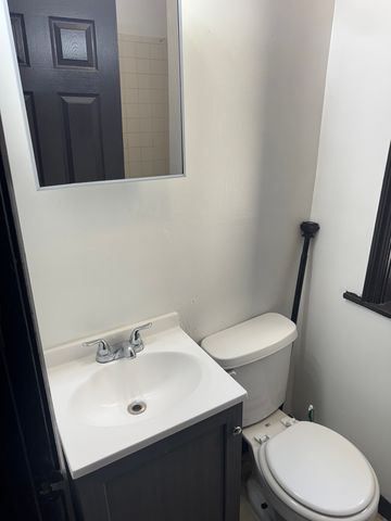 4251 W Haddon Avenue 1, Chicago, IL 60651