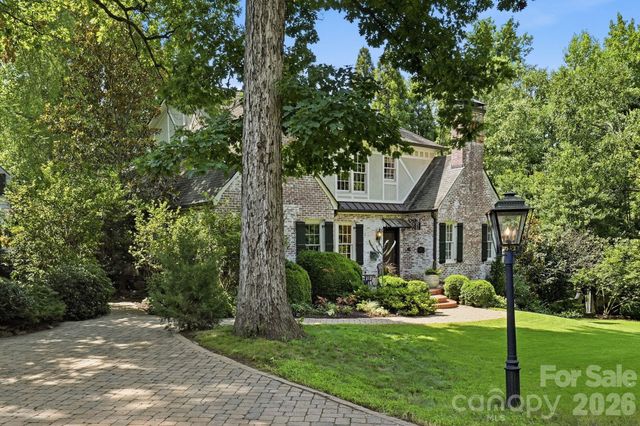 2700 Belvedere Avenue, Charlotte, NC 28205