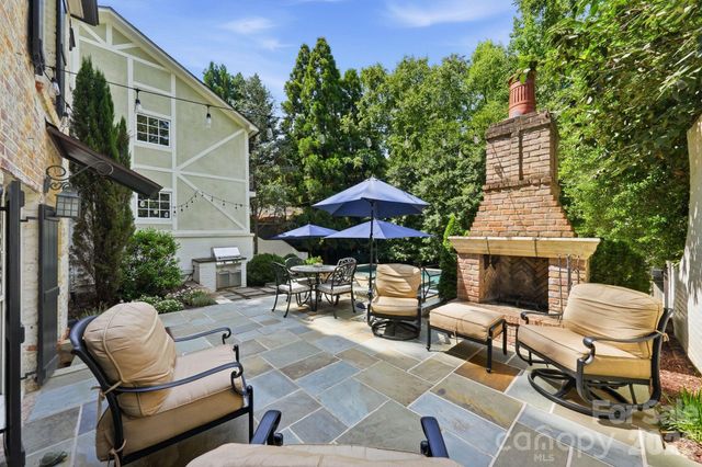 2700 Belvedere Avenue, Charlotte, NC 28205