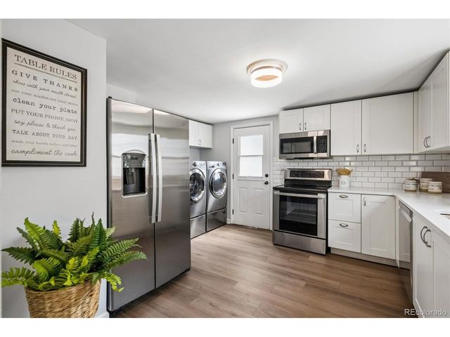 3000 S Corona St, Englewood, CO 80113