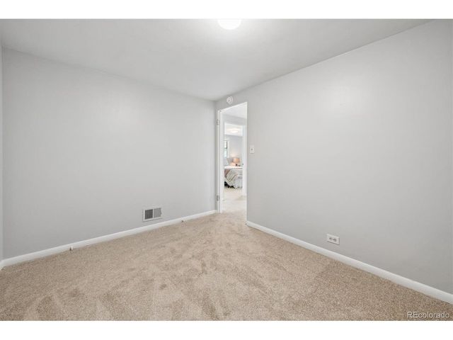3000 S Corona St, Englewood, CO 80113