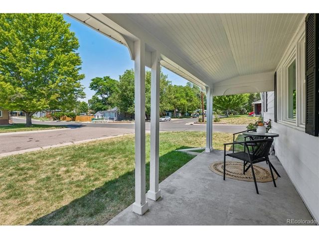 3000 S Corona St, Englewood, CO 80113