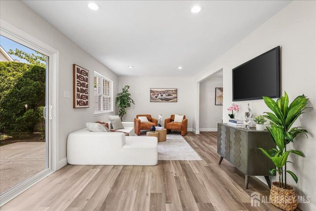 3002 Kapalua Court, Freehold, NJ 07728