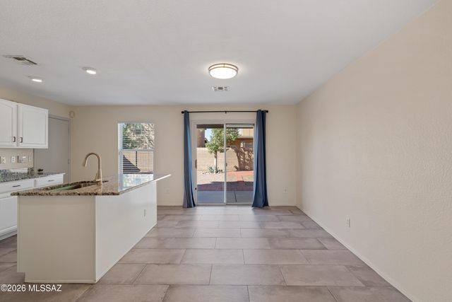 3505 N Sierra Springs Drive, Tucson, AZ 85712