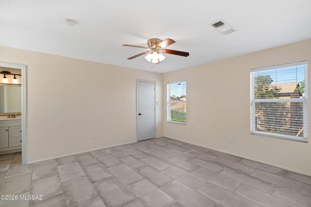3505 N Sierra Springs Drive, Tucson, AZ 85712