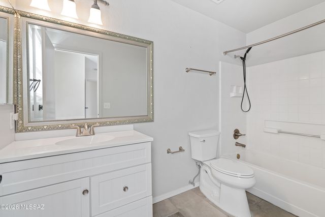 3505 N Sierra Springs Drive, Tucson, AZ 85712