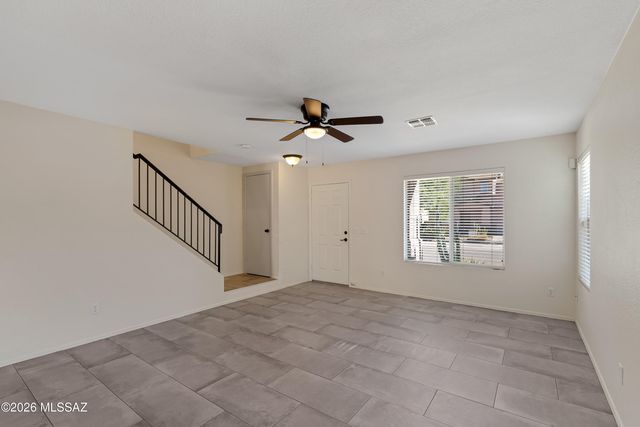 3505 N Sierra Springs Drive, Tucson, AZ 85712