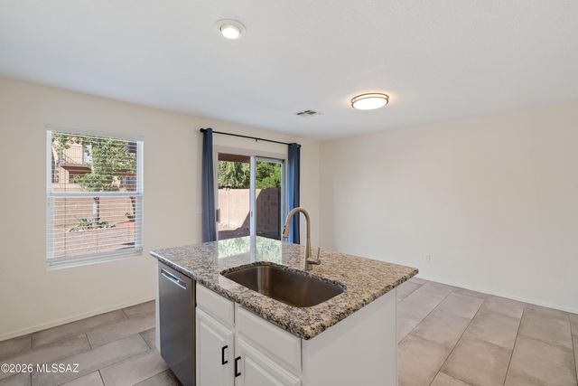3505 N Sierra Springs Drive, Tucson, AZ 85712