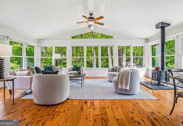 1111 Banbury Cross, Avondale Estates, GA 30002