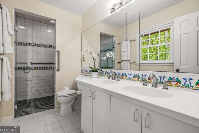 1111 Banbury Cross, Avondale Estates, GA 30002