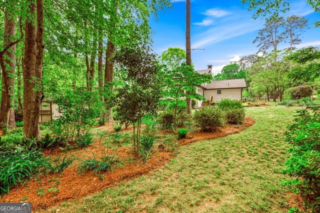 1111 Banbury Cross, Avondale Estates, GA 30002