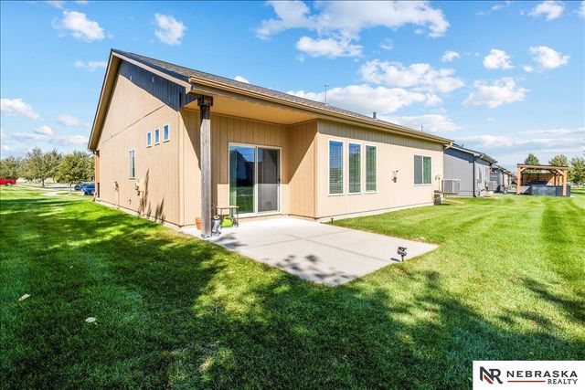 14283 Martin Street, Omaha, NE 68142