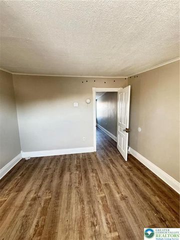 815 North Silk, Allentown City, PA 18102