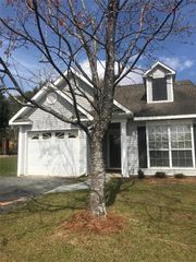 326 Spring Lake N Drive, Mobile, AL 36695